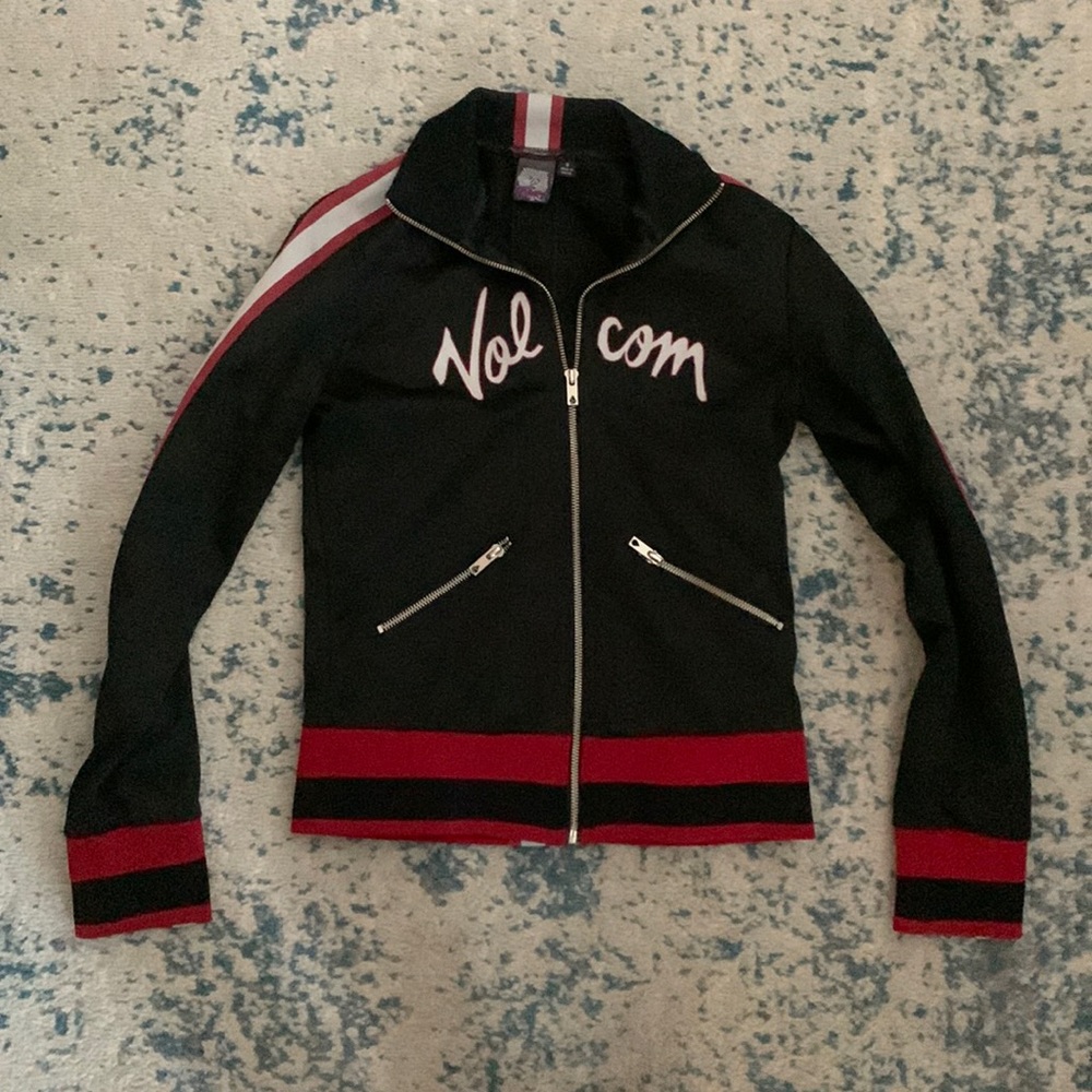 Vintage 2001 Volcom lightweight jacket. Ladies small. Good used condition.